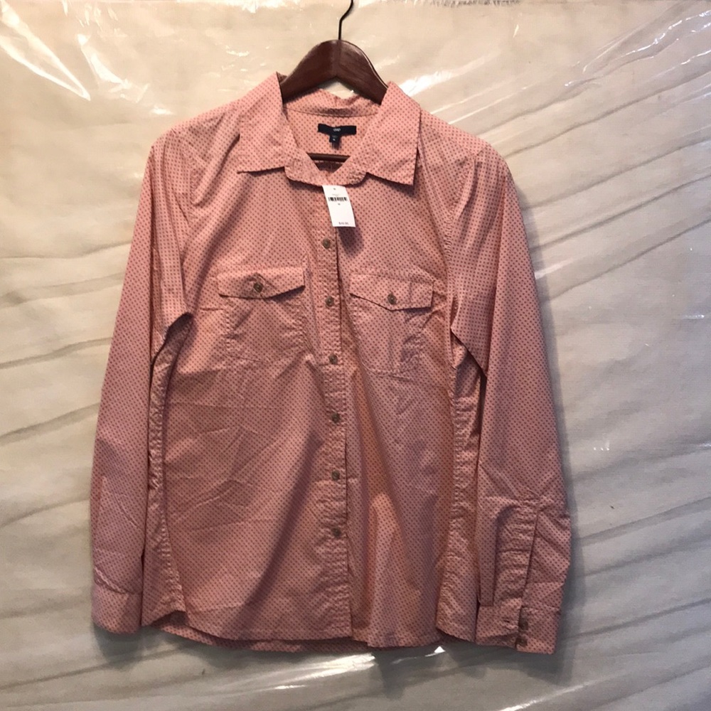 3️⃣⬅️ Gap Button Down SZ M NWT